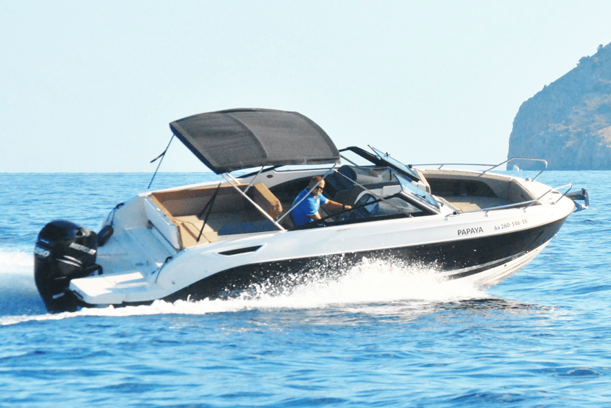 yacht charter booking